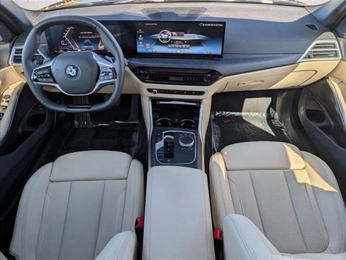 Used 2025 BMW 330i Sedan w/ Convenience Package image 19
