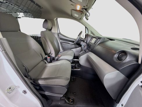 Used 2021 Nissan NV200 SV w/ Sliding Door Glass Package image 25