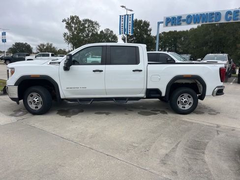 Used 2023 GMC Sierra 2500 Pro w/ Convenience Package AWD/4WD image 4