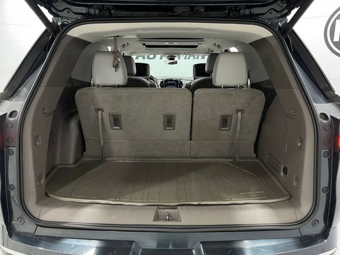 Used 2019 Chevrolet Traverse Premier w/ LPO, Floor Liner Package AWD/4WD image 27