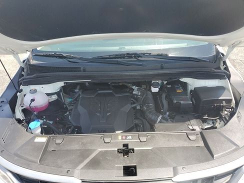 Used 2024 Kia Carnival EX FWD image 12