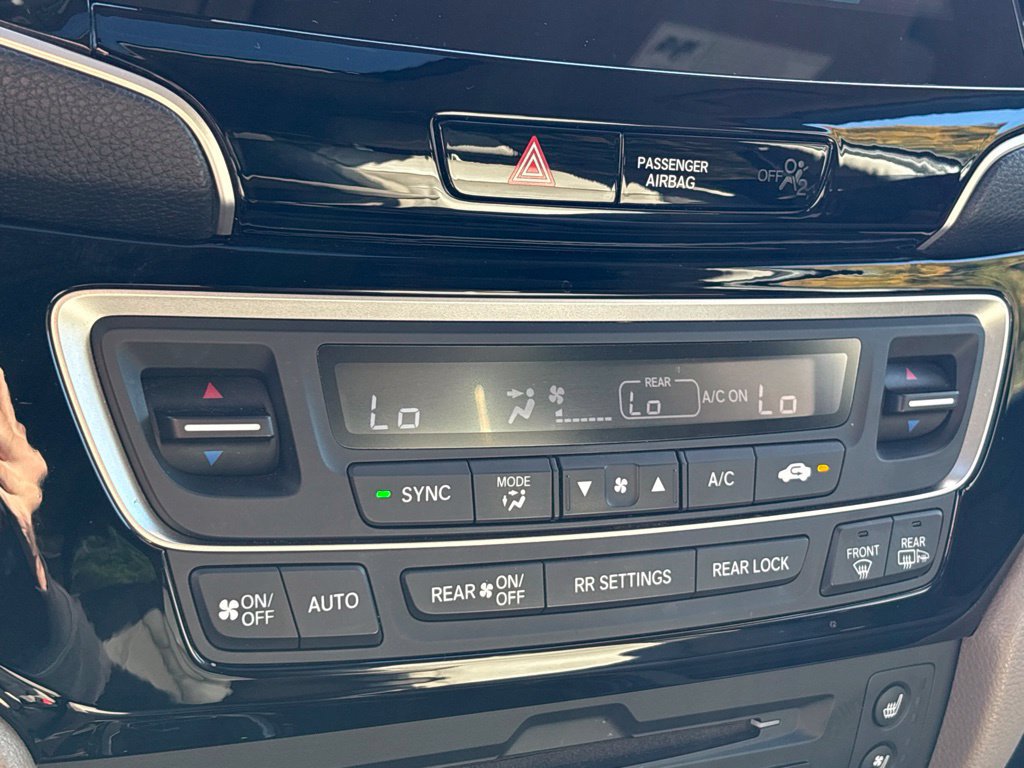 Used 2019 Honda Pilot Elite image 17