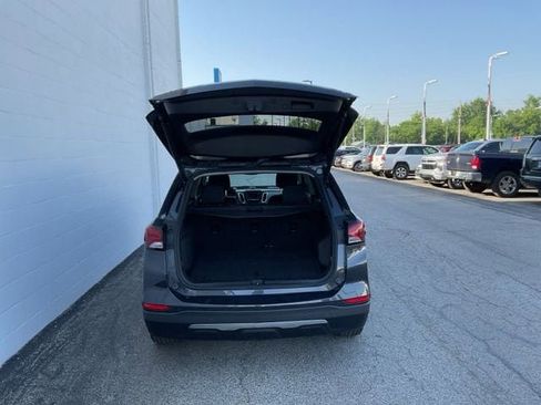 Used 2023 Chevrolet Equinox LT w/ Driver Convenience Package AWD/4WD image 7
