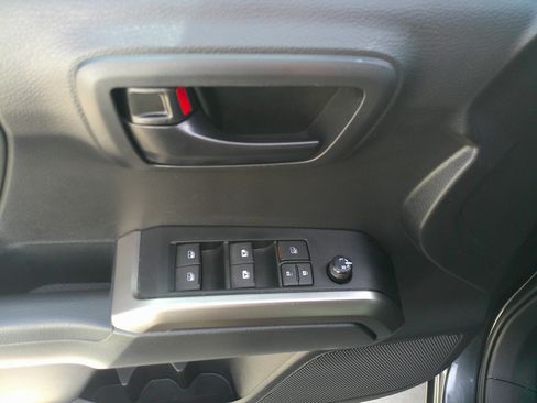 Used 2023 Toyota Tacoma SR5 image 18