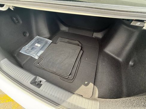 Used 2023 Honda Accord LX image 35