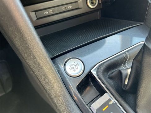 Used 2024 Volkswagen Tiguan S image 8