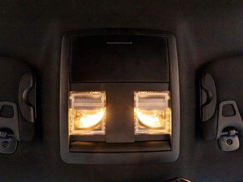 Used 2016 Dodge Challenger R/T Scat Pack image 23