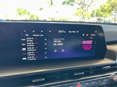 Used 2025 Kia Telluride S image 7