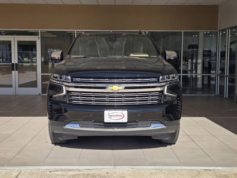 Used 2024 Chevrolet Tahoe Premier w/ Premium Package AWD/4WD image 2