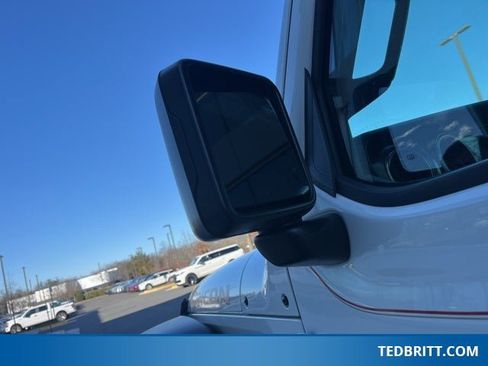 Used 2022 Jeep Wrangler Unlimited Rubicon w/ Cold Weather Group image 41