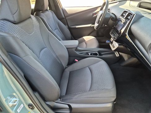 Used 2016 Toyota Prius Two FWD image 29