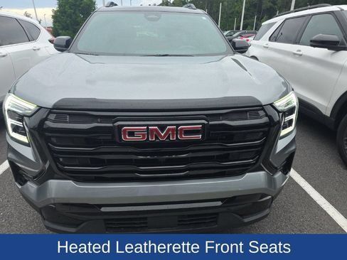 Used 2025 GMC Terrain Elevation w/ Elevation Premium Package AWD/4WD image 2