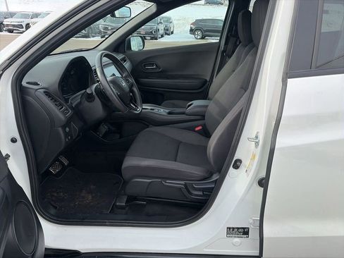 Used 2022 Honda HR-V Sport image 9