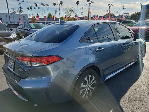Used 2022 Toyota Corolla LE image 7