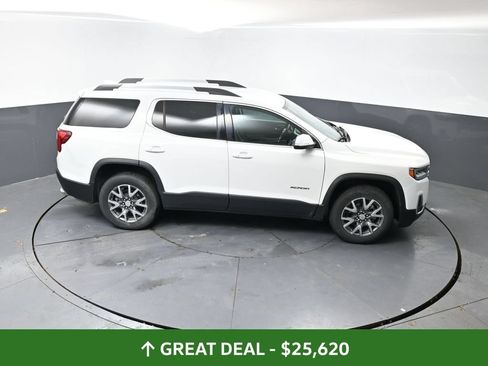 Used 2023 GMC Acadia SLT FWD image 15