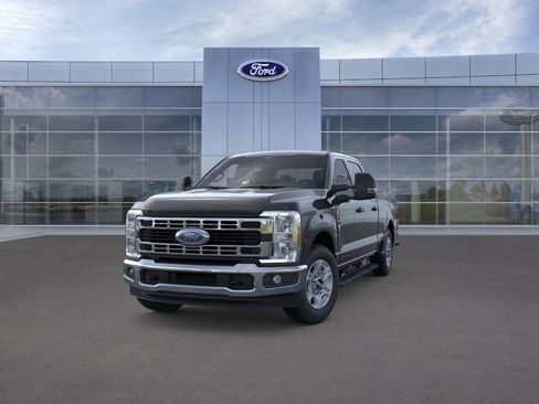 New 2026 Ford F350 XLT image 2