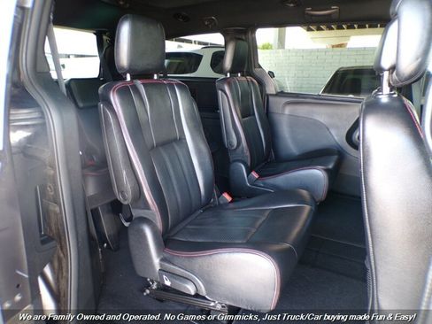 Used 2019 Dodge Grand Caravan GT FWD image 25