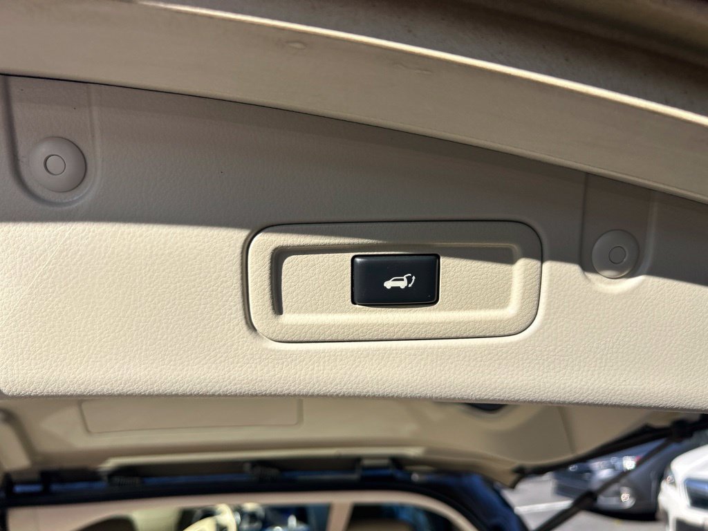 Used 2013 Nissan Murano SL w/ Navigation Pkg FWD image 18