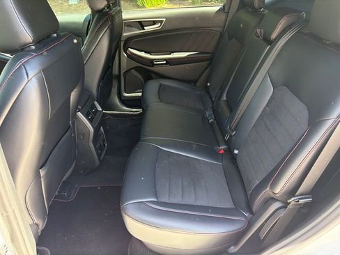 Used 2024 Ford Edge ST-Line AWD/4WD image 23