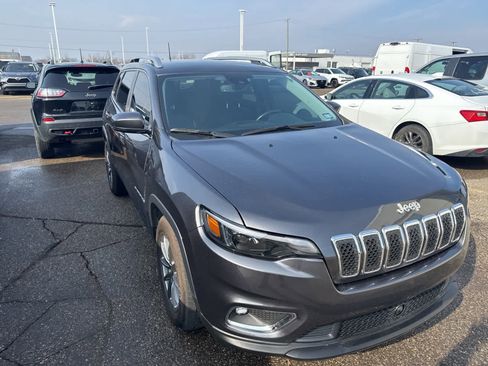Used 2021 Jeep Cherokee Latitude Lux w/ Comfort/Convenience Group image 20