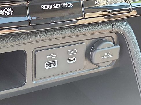 Certified 2023 Honda Pilot Elite image 15
