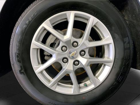 Used 2024 Chevrolet Equinox LT AWD/4WD image 8