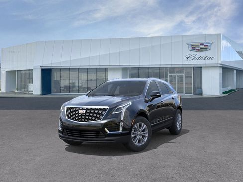 New 2025 Cadillac XT5 Luxury image 8