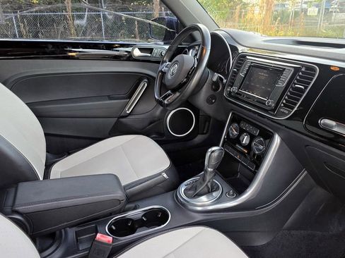 Used 2017 Volkswagen Beetle 1.8T SE image 27