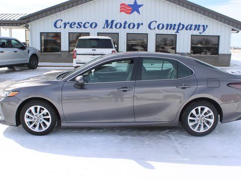 Used 2023 Toyota Camry LE image 8
