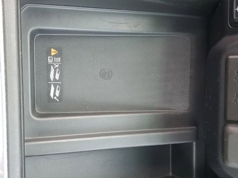 Used 2020 GMC Sierra 1500 AT4 w/ AT4 Premium Package image 22