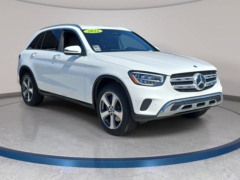 Used 2022 Mercedes-Benz GLC 300 image 4