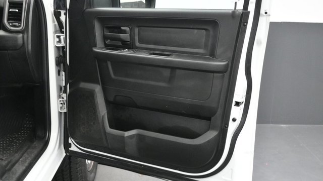 Used 2024 RAM 2500 Tradesman w/ Chrome Appearance Group AWD/4WD image 10