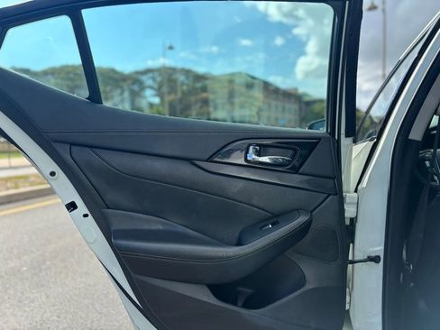 Used 2021 Nissan Maxima Platinum w/ Sport Mat Group image 15