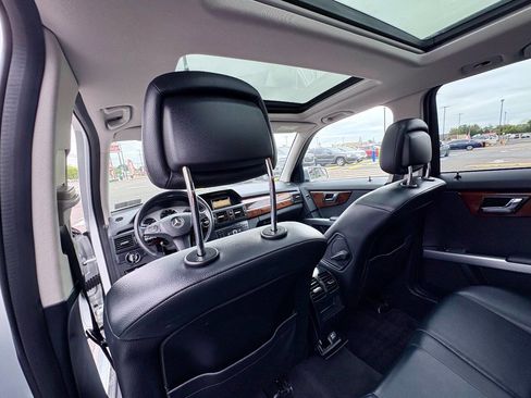 Used 2010 Mercedes-Benz GLK 350 4MATIC image 20