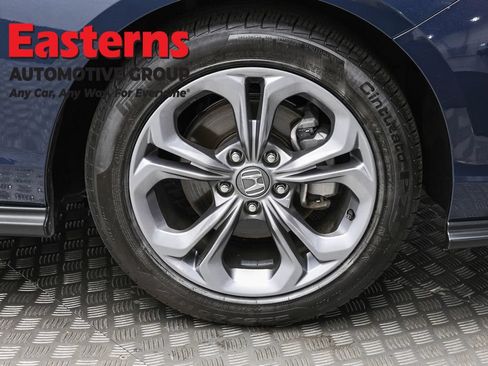 Used 2024 Honda Accord EX image 30