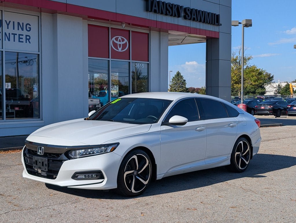 Used 2018 Honda Accord Sport image 3