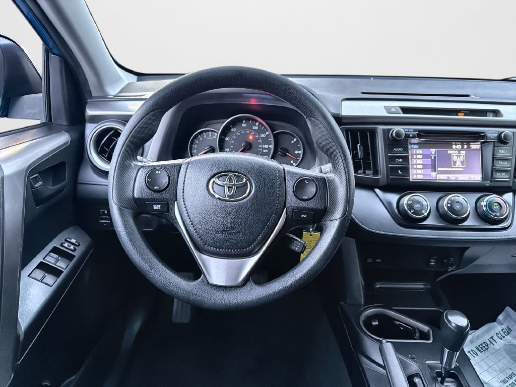Used 2016 Toyota RAV4 LE FWD image 18