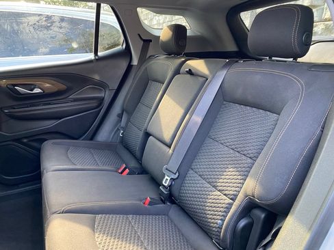 Used 2020 GMC Terrain SLE w/ Driver Convenience Package FWD image 10