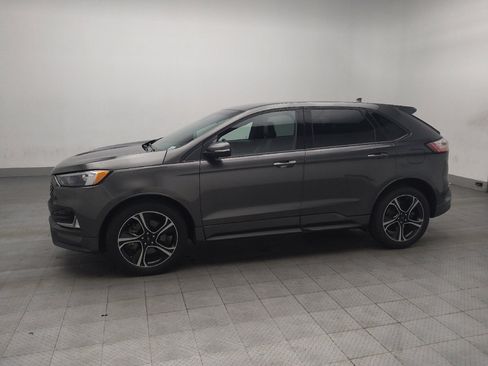 Used 2020 Ford Edge ST image 2