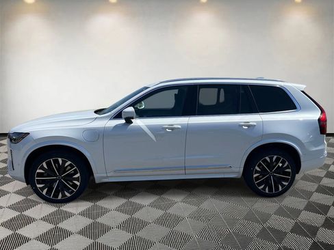 New 2026 Volvo XC90 T8 Plus w/ Protection Package Premier AWD/4WD image 6
