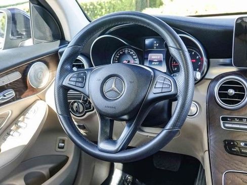Certified 2019 Mercedes-Benz GLC 300 GLC 300 image 15