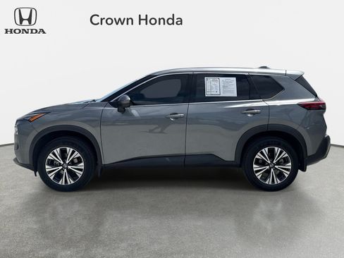 Used 2021 Nissan Rogue SV AWD/4WD image 2
