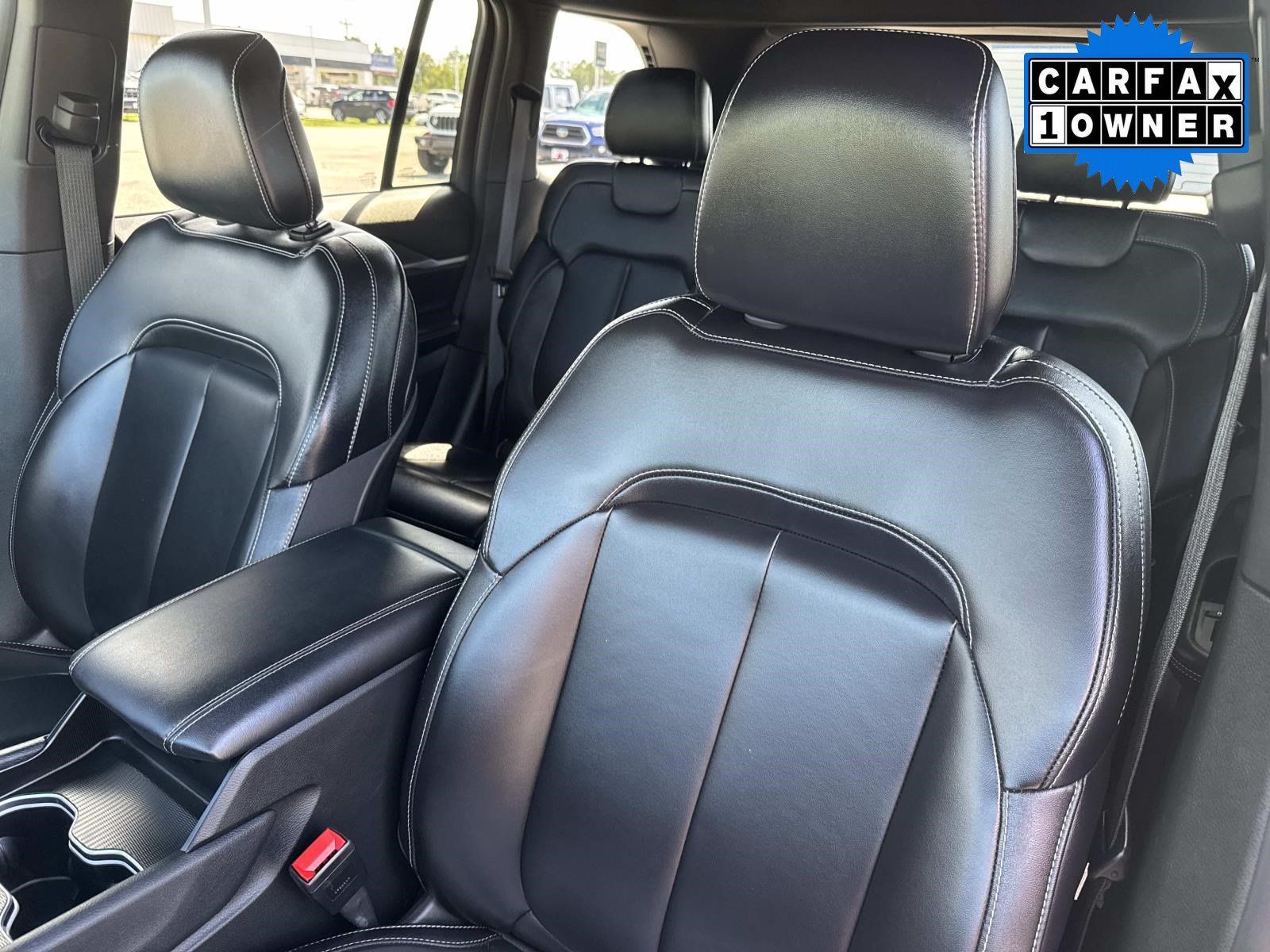 Used 2024 Jeep Grand Cherokee Limited RWD image 23