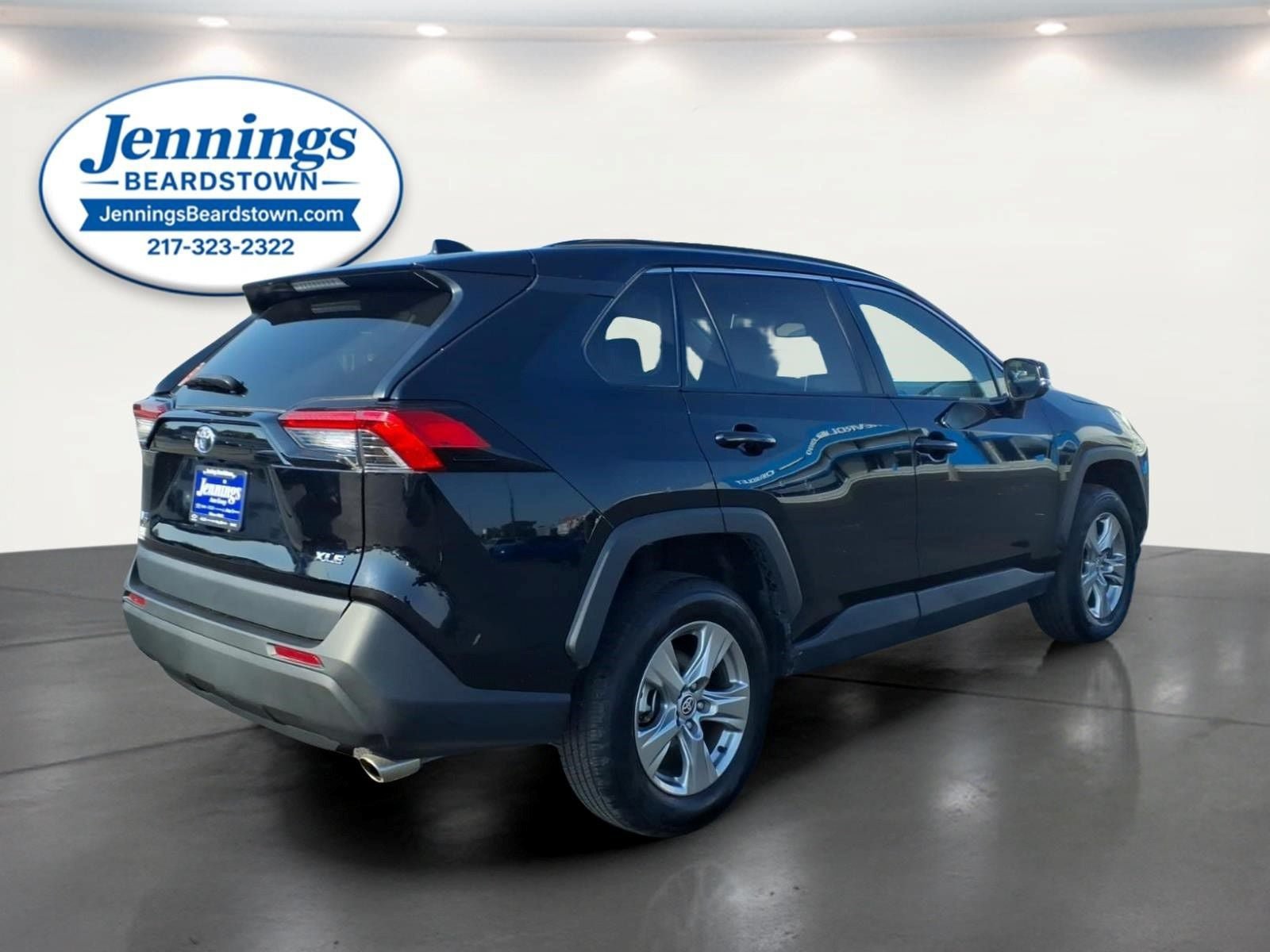 Used 2024 Toyota RAV4 XLE FWD image 27