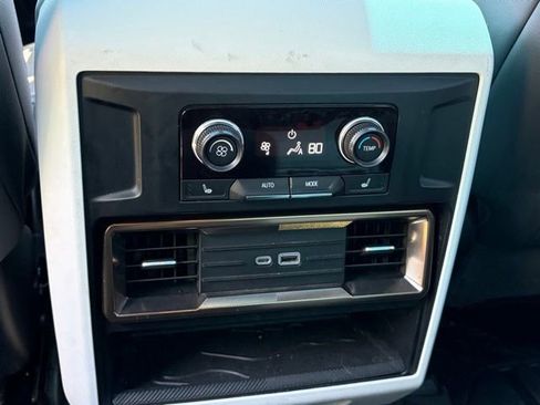 Used 2025 GMC Hummer EV 2X image 24