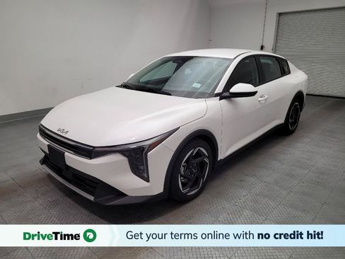 Used 2025 Kia K4 EX FWD image 1