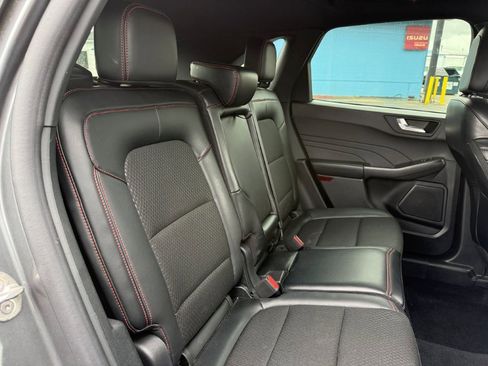 Used 2025 Ford Escape ST-Line AWD/4WD image 19
