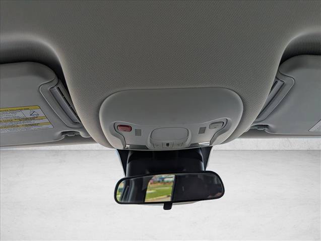 Used 2023 Jeep Renegade Latitude AWD/4WD image 21