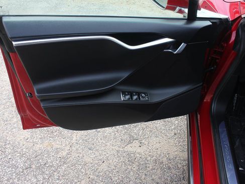 Used 2015 Tesla Model S P85D AWD/4WD image 27