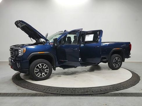 Used 2023 GMC Sierra 2500 AT4 w/ Gooseneck/5TH Wheel Package AWD/4WD image 11